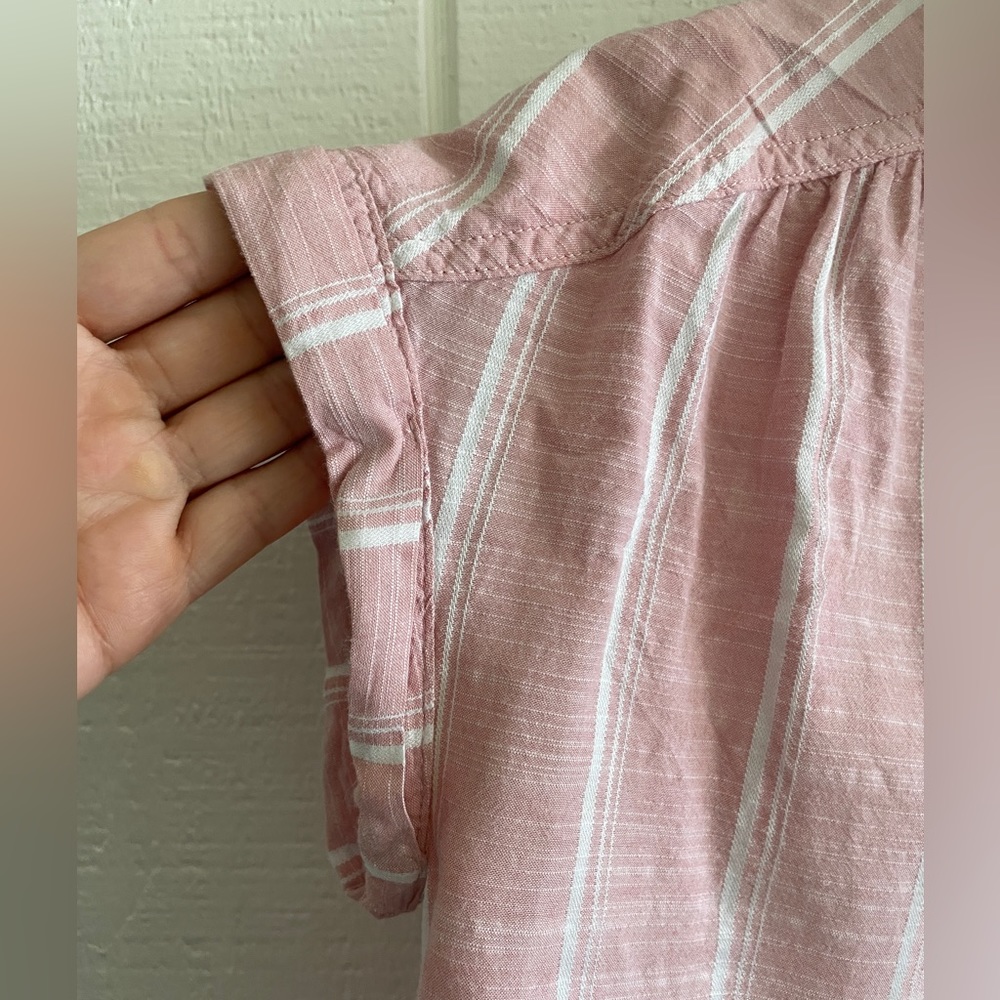 SO Pink & White Stripe Short Sleeve Button Down X-Small - Picture 3 of 5